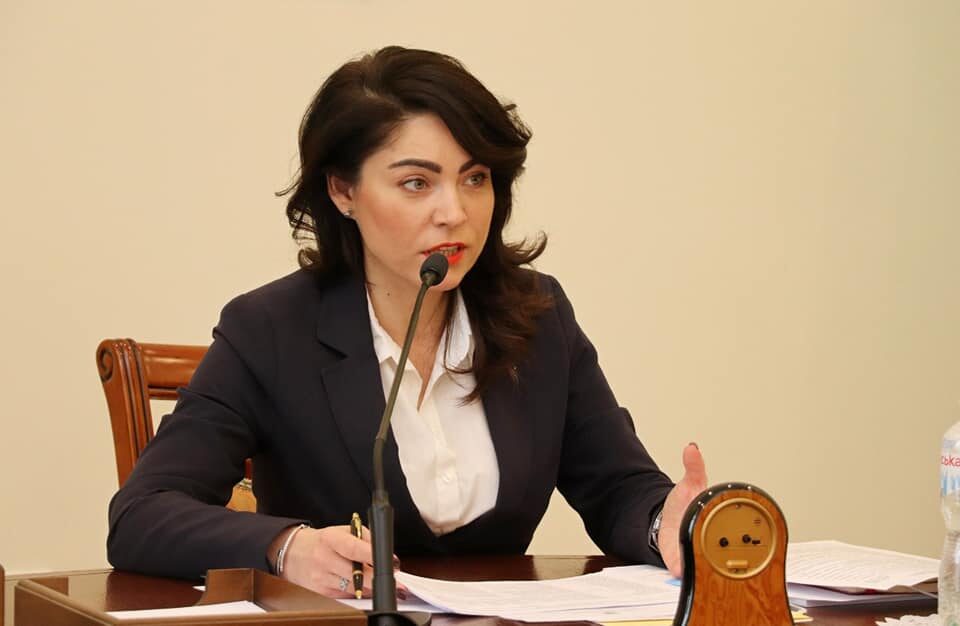 Олена Дума
