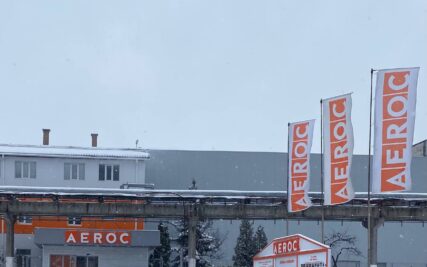 LLC “AEROK”